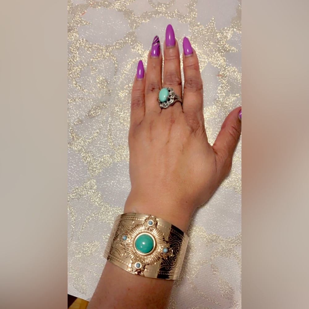 Clasp on bracelet